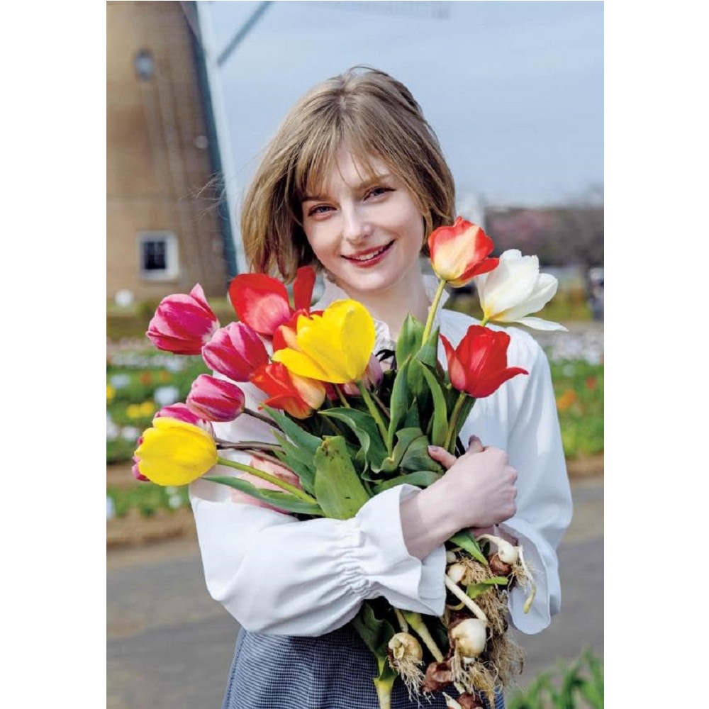 新品未開封品エラフレイヤ Ella Freya 絶版布ポスター 複製サイン入り 日版エラ・フレイヤElla Freya 寫真集「 百花繚蘭」