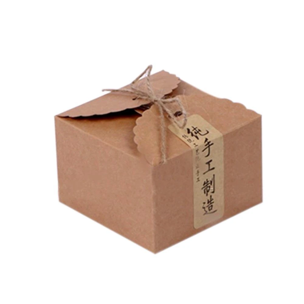 小禮盒 牛皮/紅色/黑色 9*9*6cm(包裝盒 烘焙 餅乾 婚禮 牛皮 紙盒 復古 餅乾 禮品 蛋糕 盒 牛軋糖 喜糖 送禮 盒子 小物 包裝 批發) 烘焙用具 包裝耗材 禮品禮盒包裝 慶生驚喜 紀念日 烘焙好物市集