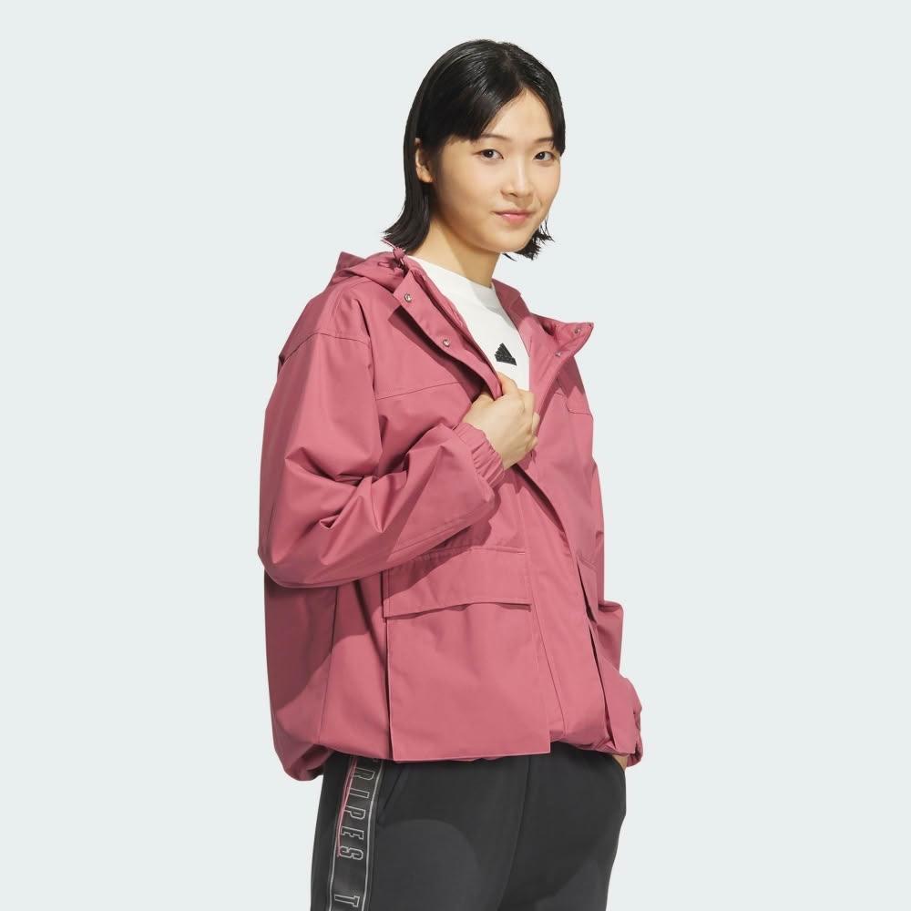 【adidas 愛迪達】ADIDAS 外套 MOUNTAIN PARKA 桃粉 口袋 機能 工裝外套 女 JG3811