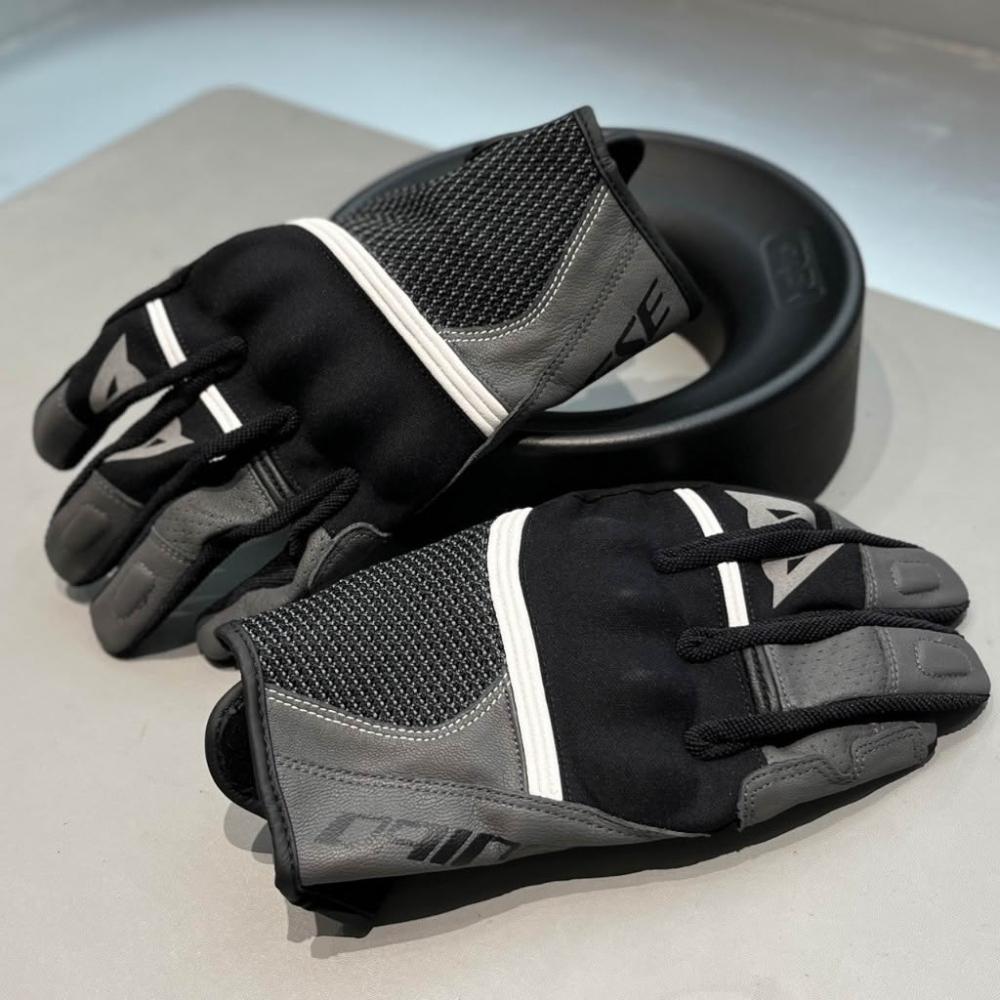 Dainese】NAMIB Gloves 丹尼斯黑灰夏季防摔短手套針織材質CE護具