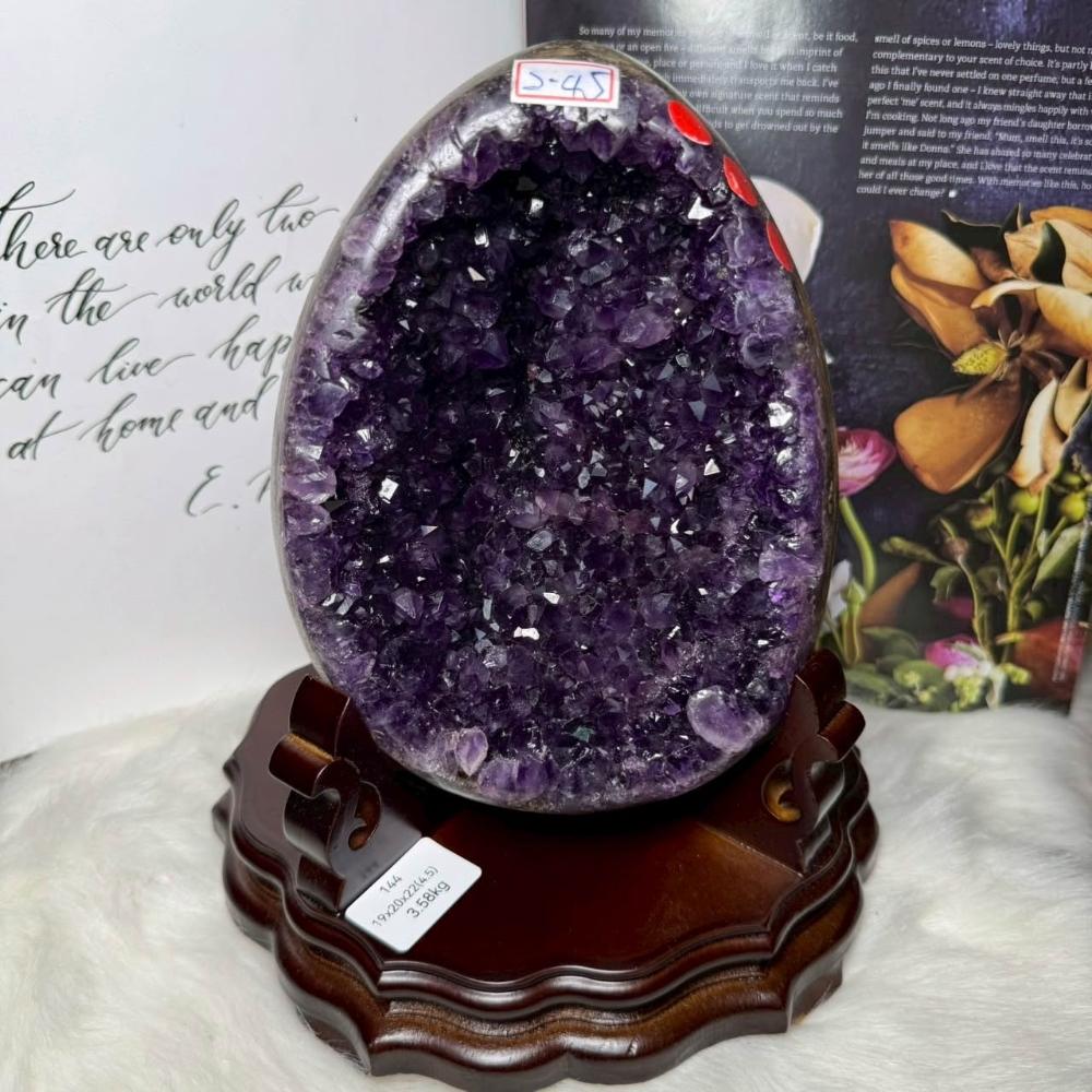 千奇國際精品】7/10新品♥️烏拉圭頂級紫水晶恐龍蛋晶洞