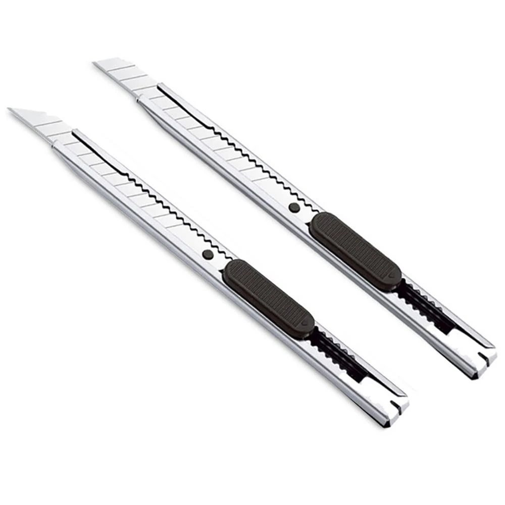 【日創生活】不鏽鋼美工刀 銀色美工刀 {文具 刀 刀子 小刀 工廠必備 拆箱刀 勞作 拆信刀 裁紙刀 }