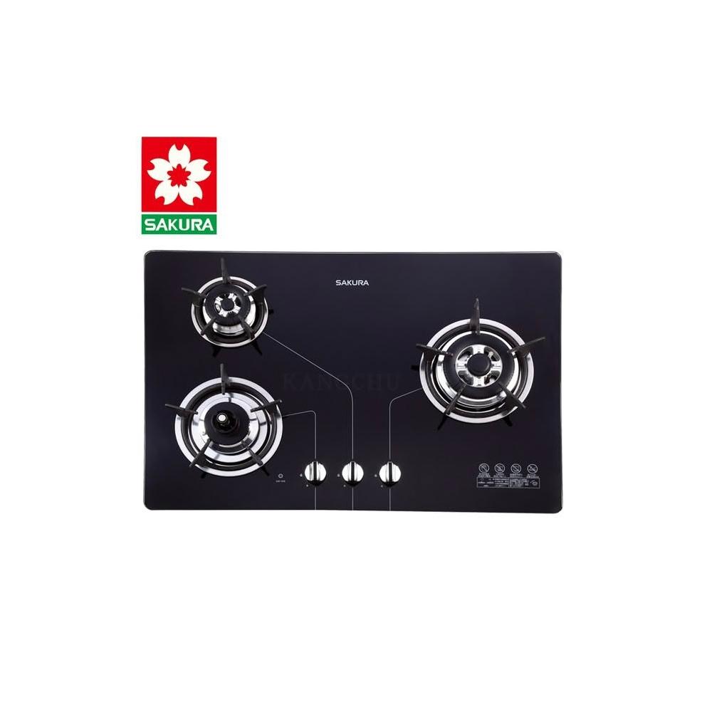 SAKURA櫻花牌 G-2830 三口瓦斯爐，採用耐熱強化玻璃爐臺與防乾燒爐頭設計，電子連續點火系統，適合液化桶裝瓦斯使用。機體尺寸775×520×135mm，能源效率第三級，瓦斯消耗量9~10kW，臺灣製造BSMI認證R51085，保固1年標準安裝，提升廚房安全與效率的最佳選擇。