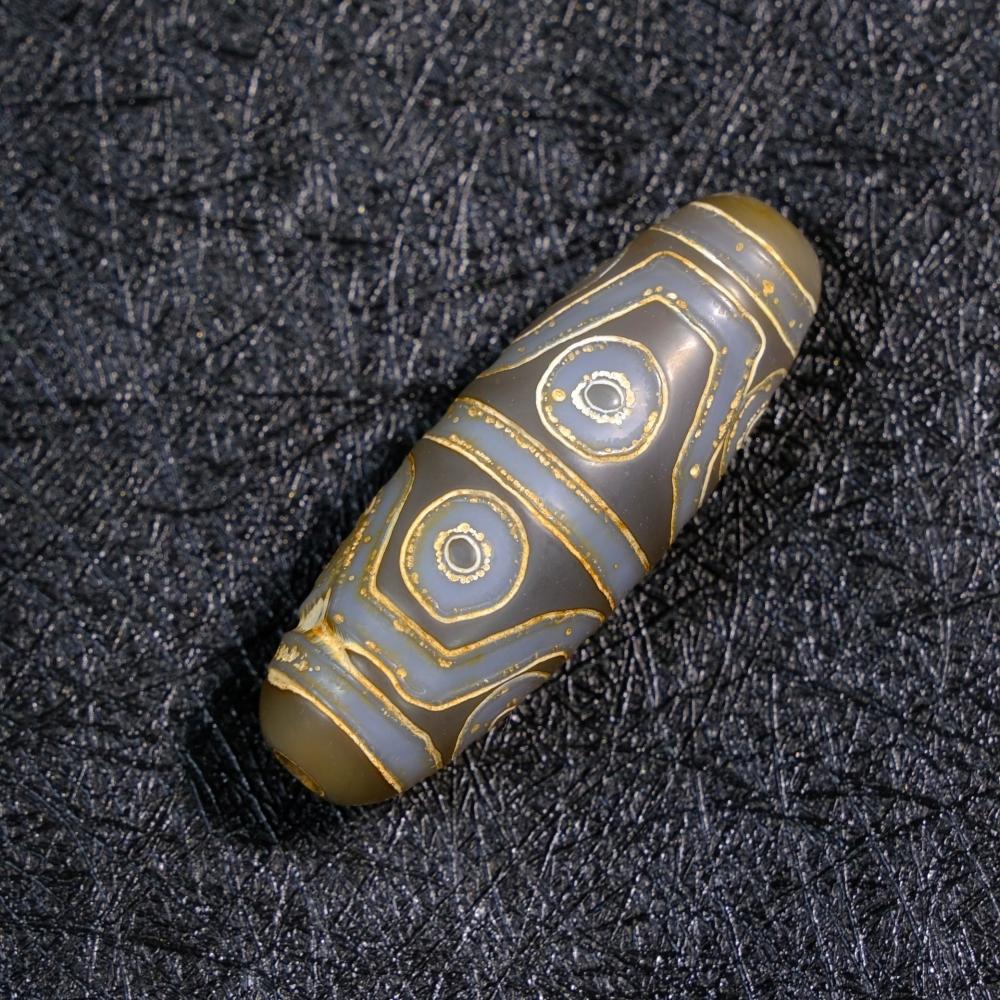 貴重！藏傳天珠★龍眼天珠(小)★ 藏區小年份特殊工法水紋八眼天珠｜招財、鞏固財