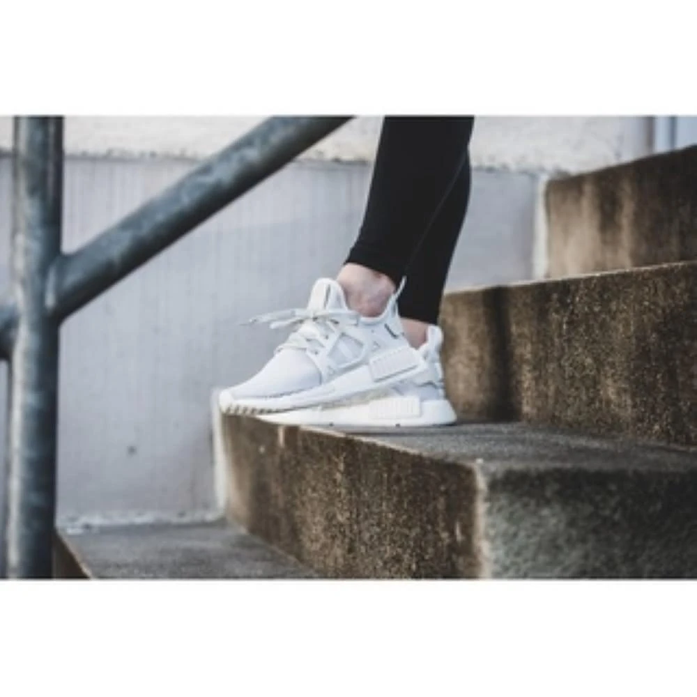 【adidas 愛迪達】Adidas Originals NMD_XR1 PK(編織 女鞋 米白 BB3684)