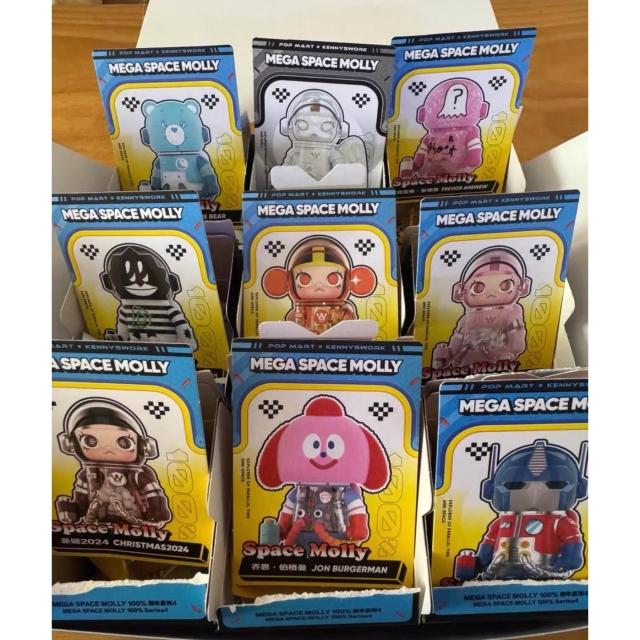POPMART 泡泡瑪特】MEGA SPACE MOLLY 100% 週年4 第四代系列盲盒
