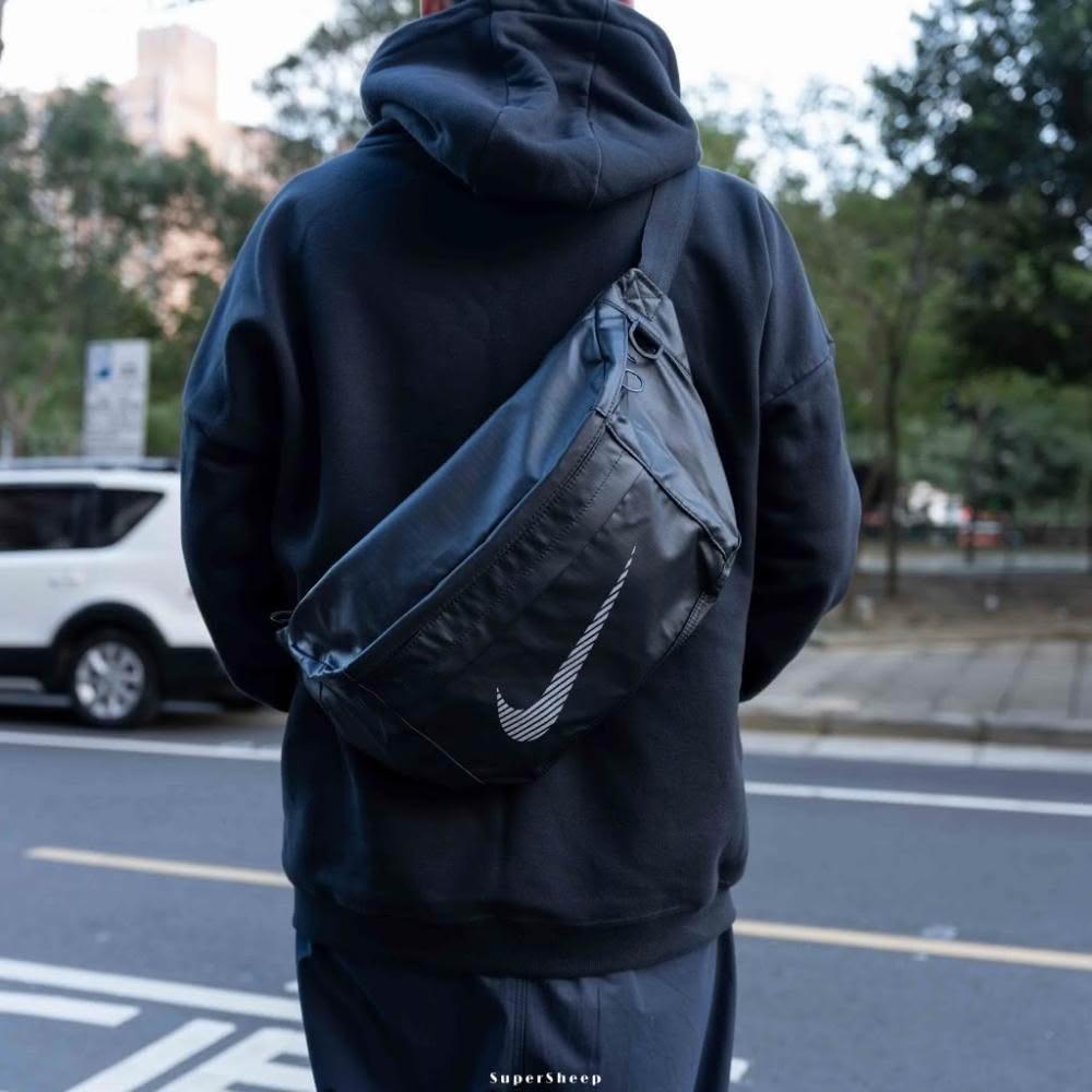 Tas Waist Nike Tech Hip Pack Winterized 2020 กระเป๋าคาดอด Nike