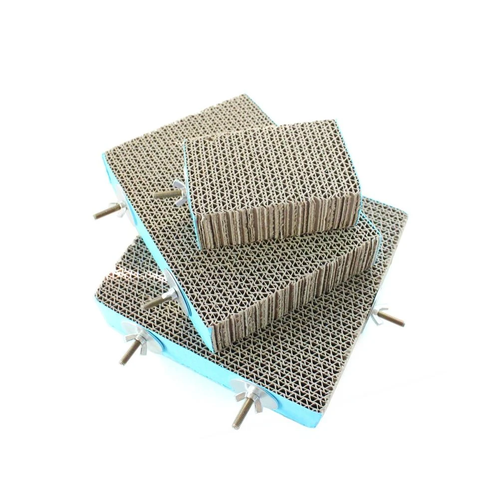 就愛咬紙板 安全紙板 撒歡系列 鸚鵡玩具 鸚鵡腳下玩具 鸚鵡消遣時間玩具 波力鸚鵡玩具生活館