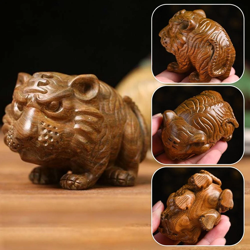 【EMMA SUE】招財老虎擺件 桌面裝飾 原木工藝品 開運風水小物 擺件 家居擺飾 檀木擺設 裝飾品 老虎木雕 綠檀木工藝品