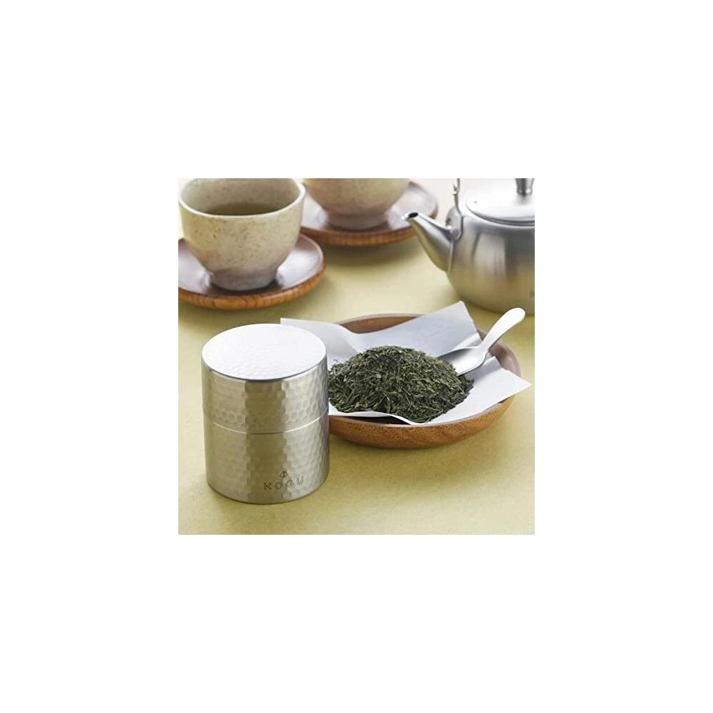 【KOGU 珈琲考具】［拾憩］日本 KOGU 不鏽鋼鎚目茶葉罐 經典優雅 下村企販 茶考具 防潮 茶筒 茶罐 送禮 罐子 鐵罐 茶葉保存罐