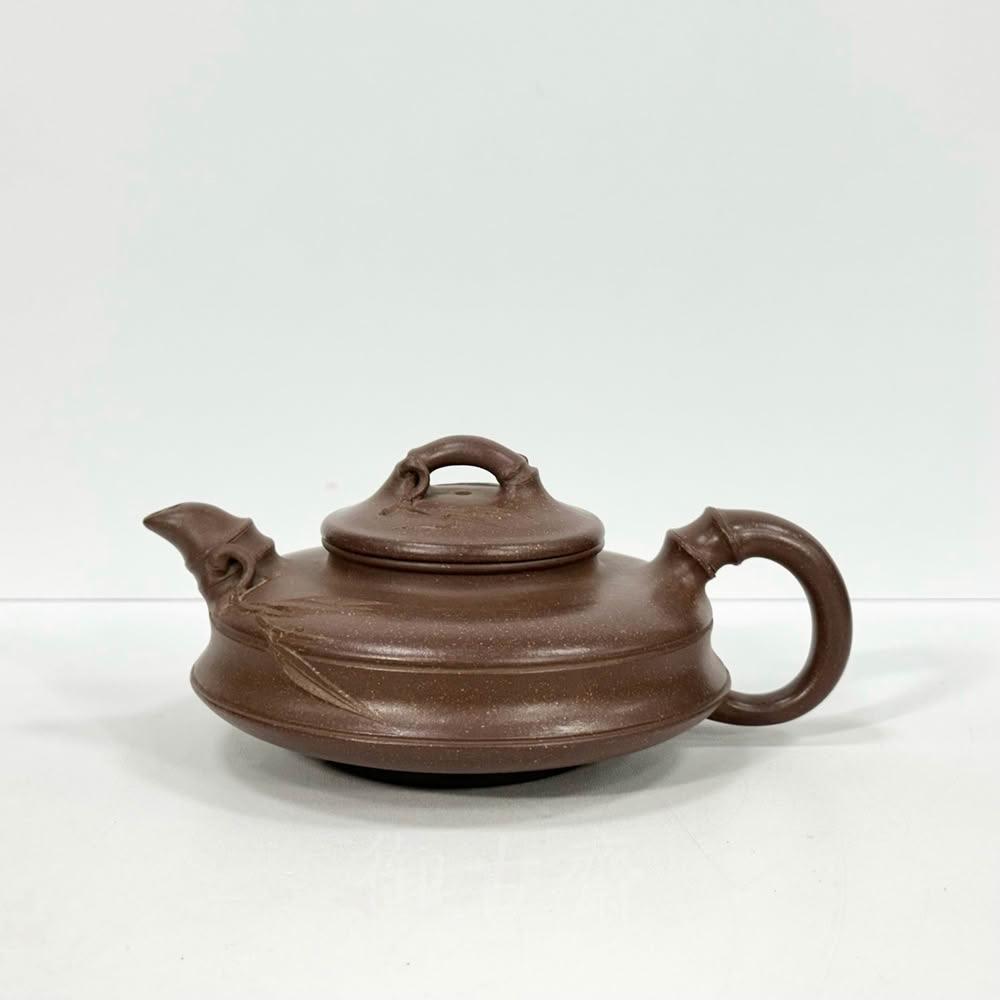 御古齋】中國宜興紫砂壺名師周桂珍梨皮竹節壺名家款有落款手工拉胚撰刻