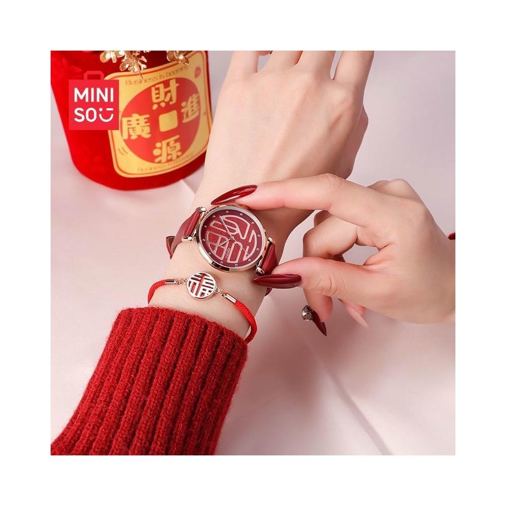 【聰明甄選】MINISO名創優品【紅色福氣喜慶】手錶女款防水圓盤皮帶石英腕錶