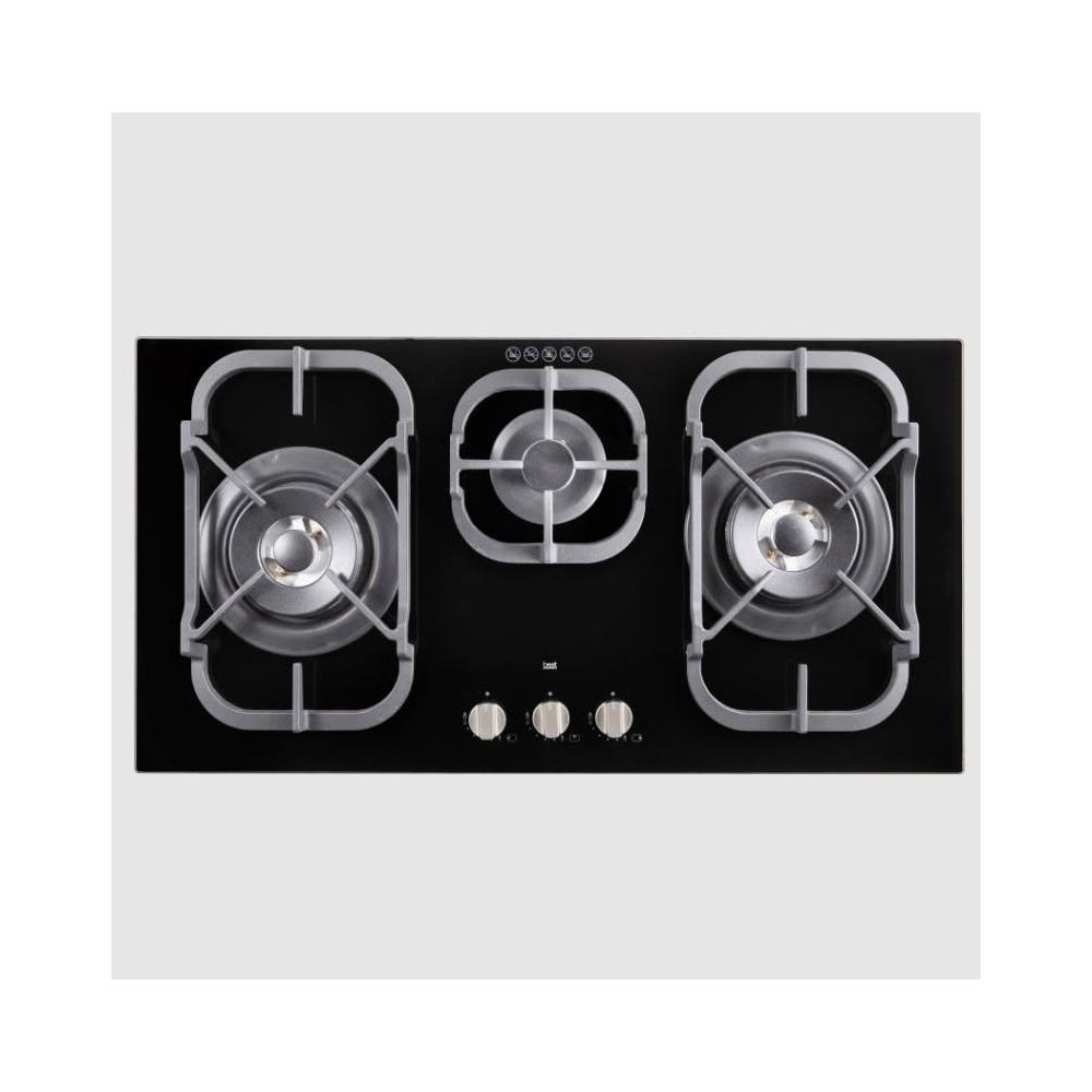 BEST 貝斯特 GH9055 三口瓦斯爐，採用耐熱強化玻璃爐臺與傳統外擴火焰爐頭，提供穩定高效加熱。電子連續點火設計，方便點火使用。適用天然瓦斯及液化(桶裝)瓦斯，瓦斯消耗量11~12kW，能源效率第四級。機體尺寸860 x 450 x 58 mm，挖孔尺寸720 x 420 mm，使用110V / 60Hz電源。BSMI許可字號T31228，全機1年保固，不含安裝服務。適閤家庭廚房，提升烹飪效率。
